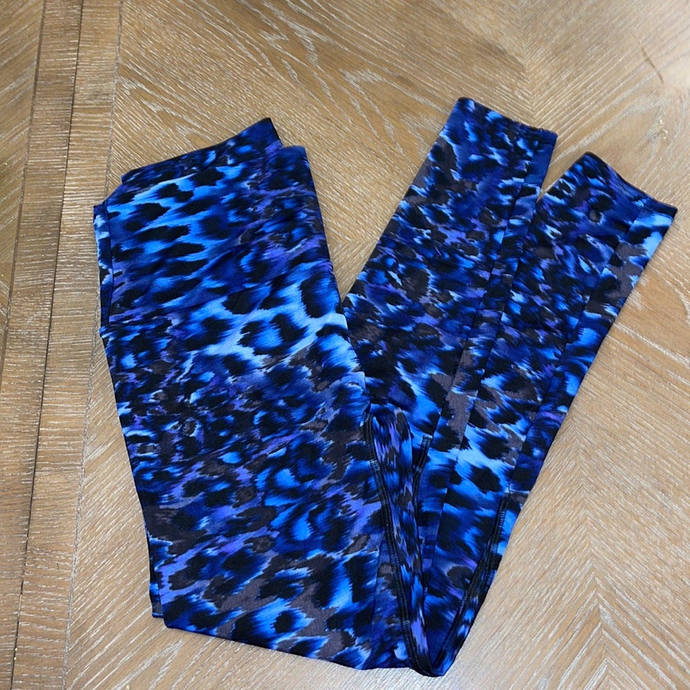 K deer leggins size L